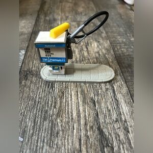 Miniature Vintage Super Smurf National Gas Station missing smurf figure 1979